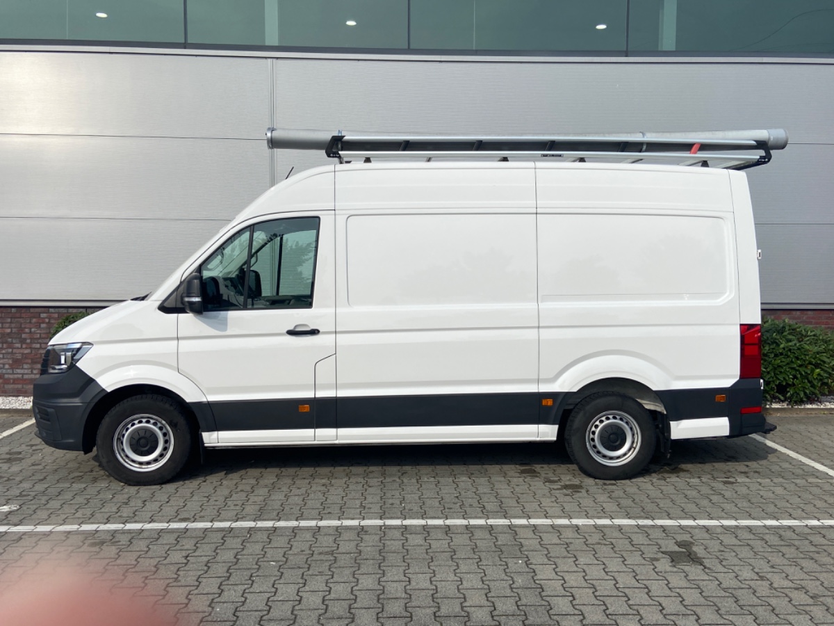 Volkswagen Crafter 35 2.0 TDI L3H3 177PK Highline Automaat | Trekhaak Camera