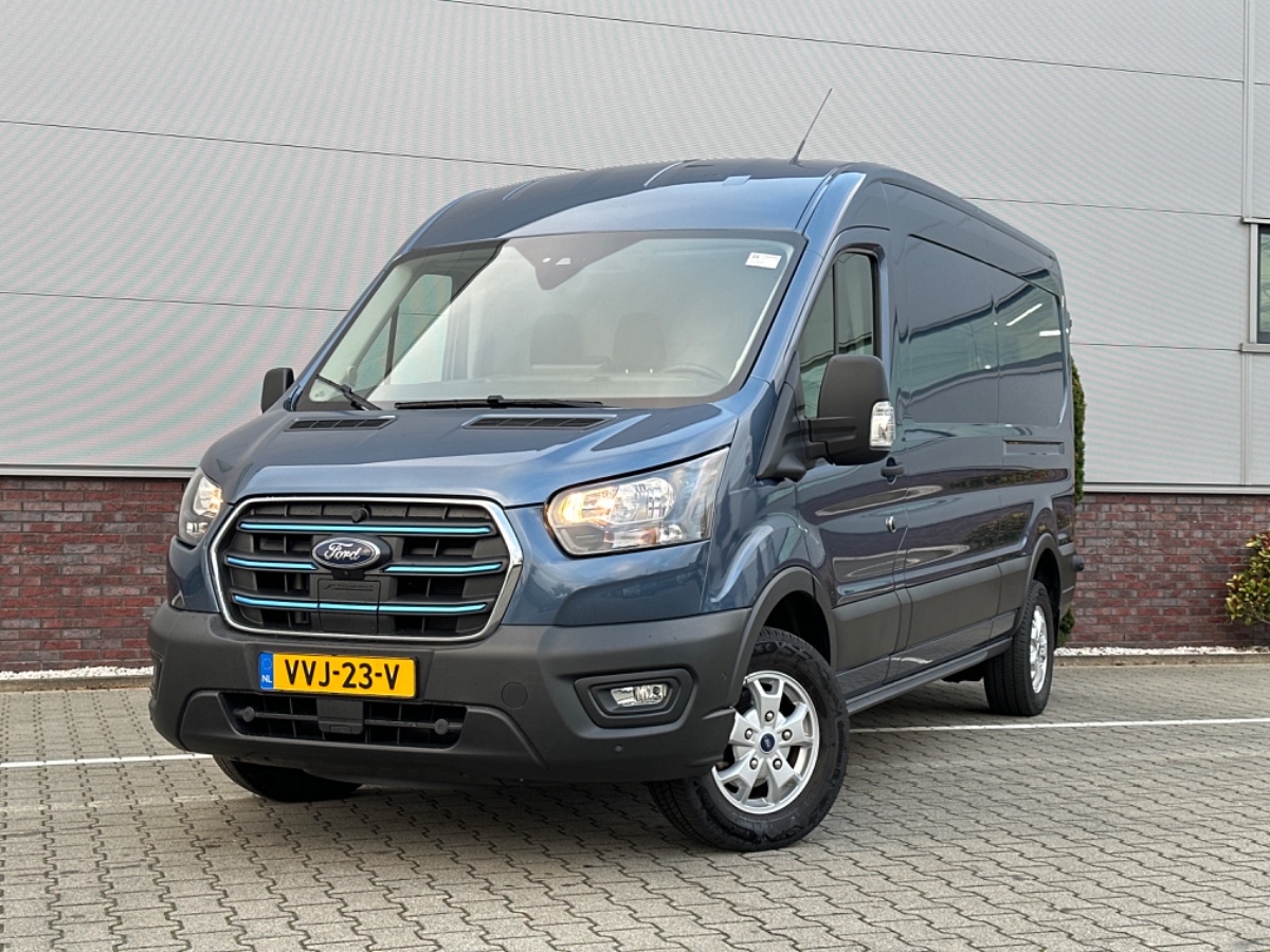 Ford E-Transit 350 L3H2 RWD Trend 68 kWh | Adaptive CC | Stoelvw. | Navi | 360 Cam | Omvormer | Laadruimte Pak