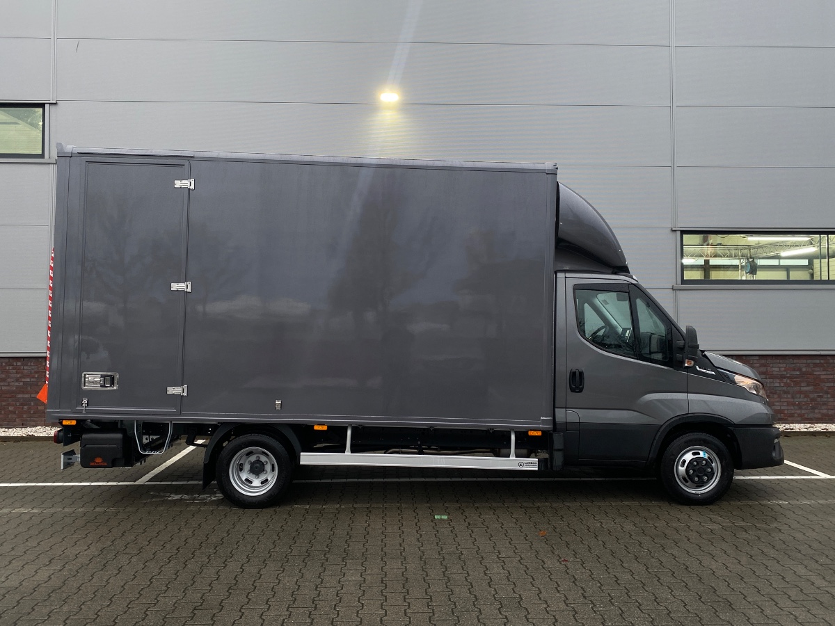 Iveco Daily NW MODEL | 40C18 3.0 Automaat Bakwagen met Laadklep