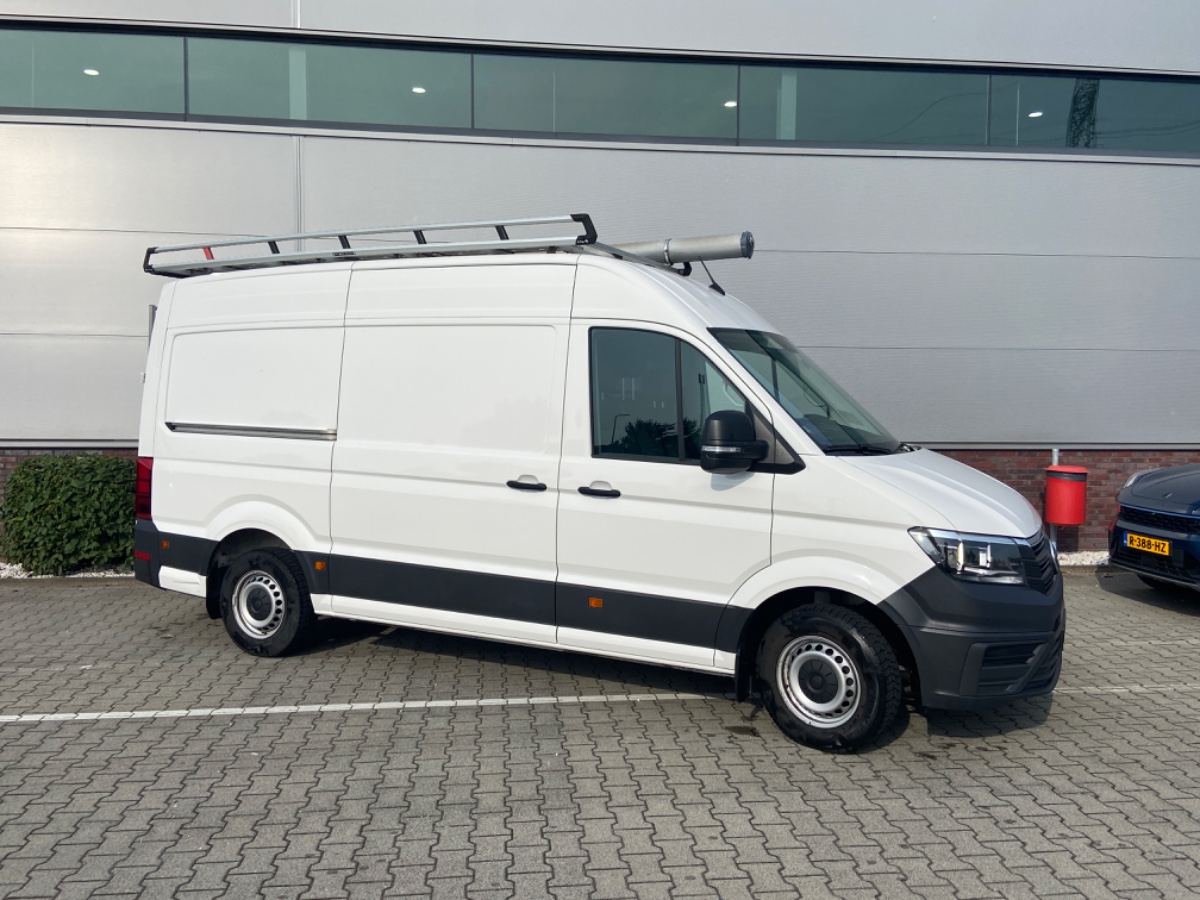 Volkswagen Crafter 35 2.0 TDI L3H3 177PK Highline Automaat | Trekhaak Camera