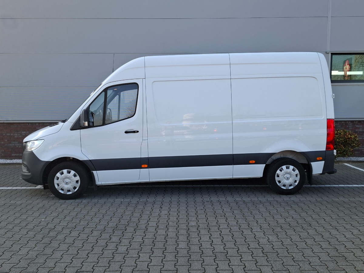 Mercedes-Benz Sprinter 314 2.2 CDI AUT L2H2 | Leder | Trekhaak | Gr. MBUX | Navi | Camera | Leder stuur