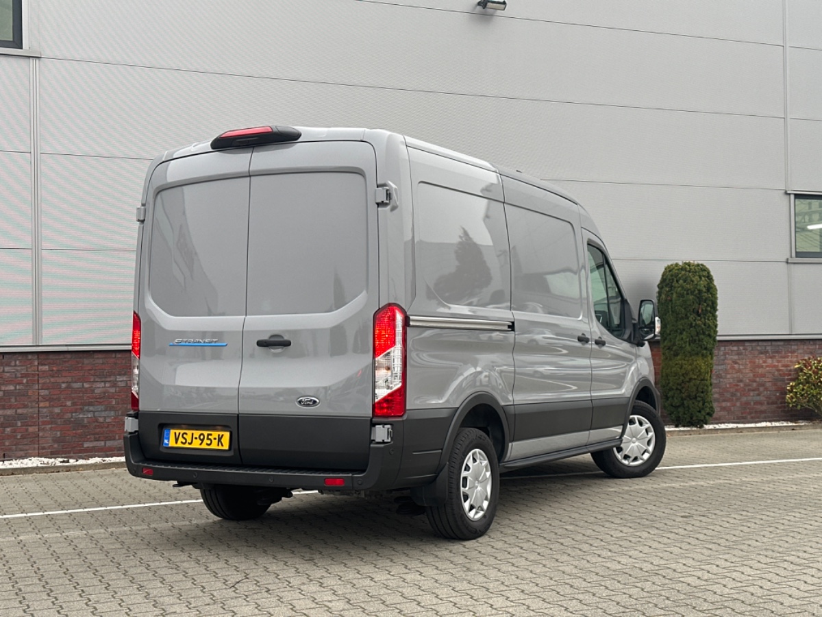 Ford E-Transit 350 L2H2 RWD Trend 68 kWh | Adaptive CC | Stoelvw. | Navi | Camera | Omvormer | Laadruimte Pakket