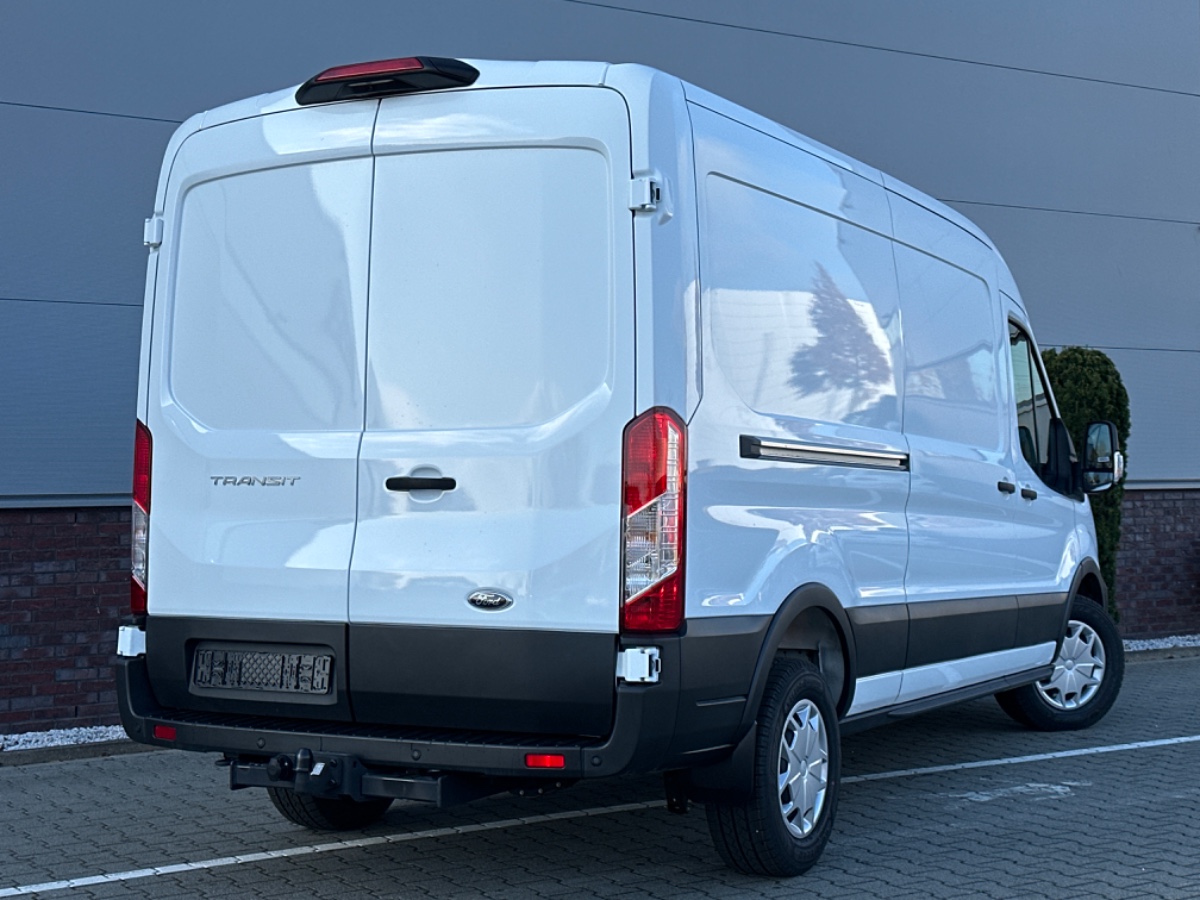 Ford Transit 350L 2.0 Ecoblue 165PK A10 – RWD – 3.5t Trekhaak – Stoelverw. – SYNC2 Camera – Allseasons – Standkachel