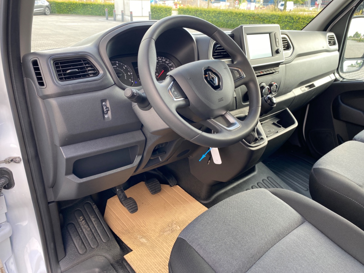 Renault Master T35 2.3 dCi 135 L2H2 Work Edition | THK 4SB | Airbag passagier | Draadloze oplader