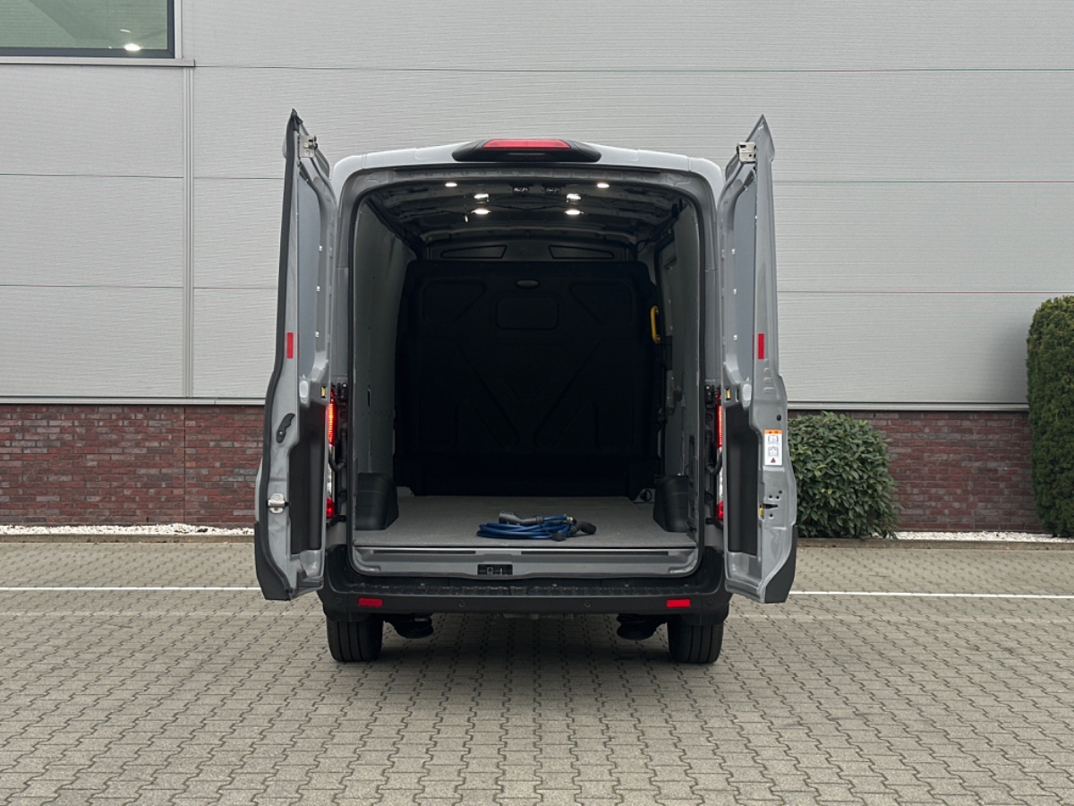 Ford E-Transit 350 L2H2 RWD Trend 68 kWh | Adaptive CC | Stoelvw. | Navi | Camera | Omvormer | Laadruimte Pakket