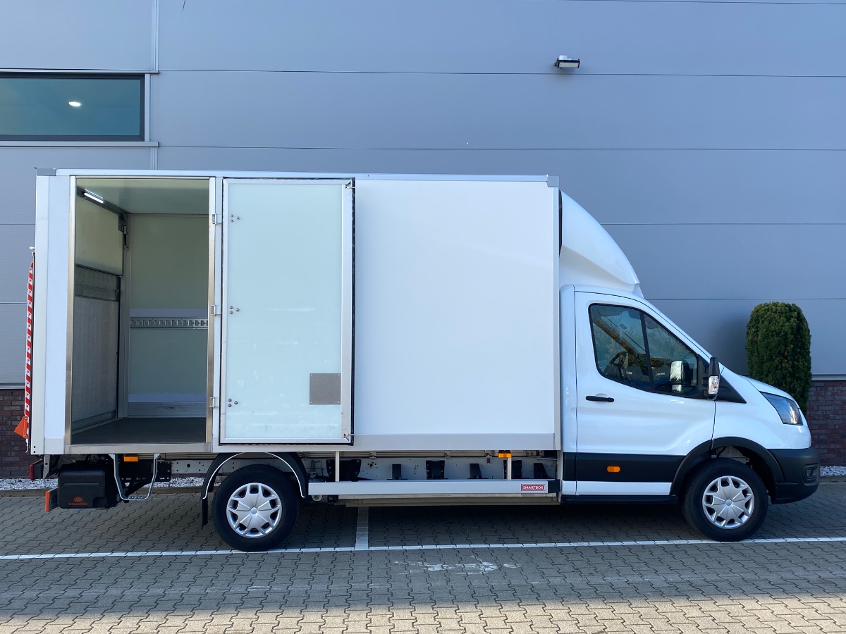 Ford E-Transit 425 L4H1 Trend 68 kWh Bakwagen + Klep DHOLLANDIA + Zijdeur