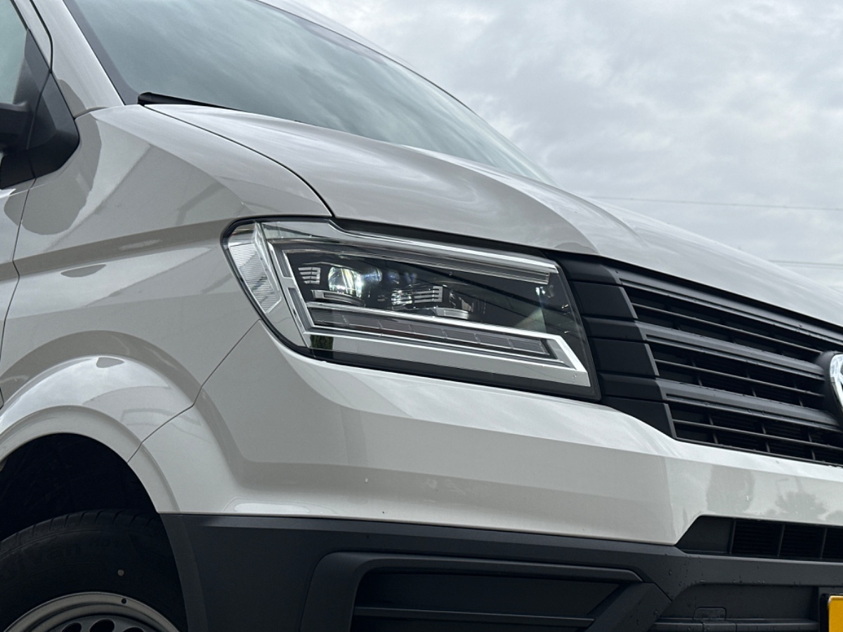 Volkswagen Crafter 35 L3H3 2.0 TDI 140PK Aut. | LED CAM STOELVW. CARPLAY COMFSTOEL