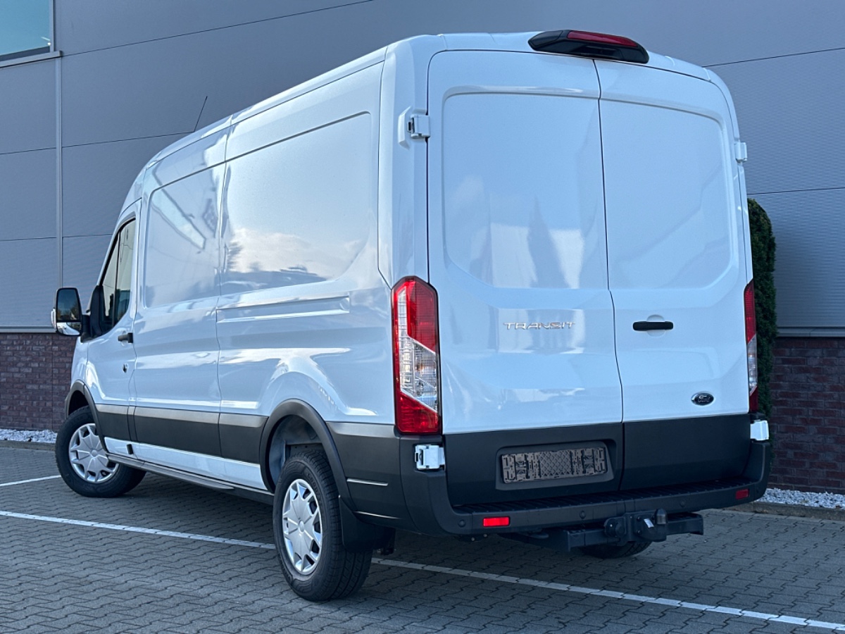 Ford Transit 350L 2.0 Ecoblue 165PK A10 – RWD – 3.5t Trekhaak – Stoelverw. – SYNC2 Camera – Allseasons – Standkachel