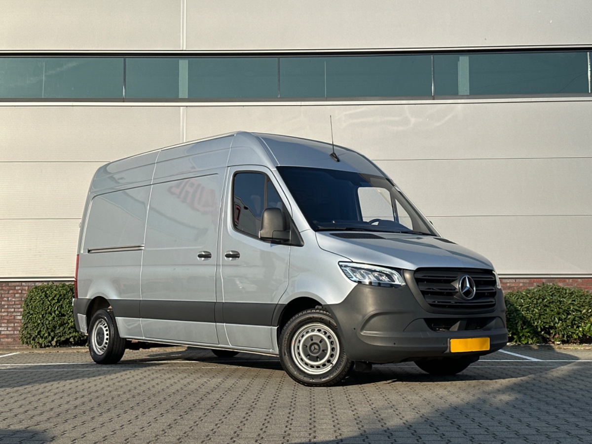 Mercedes-Benz Sprinter 315 CDI L2H2 AUT FWD | LED MBUX CC CAM