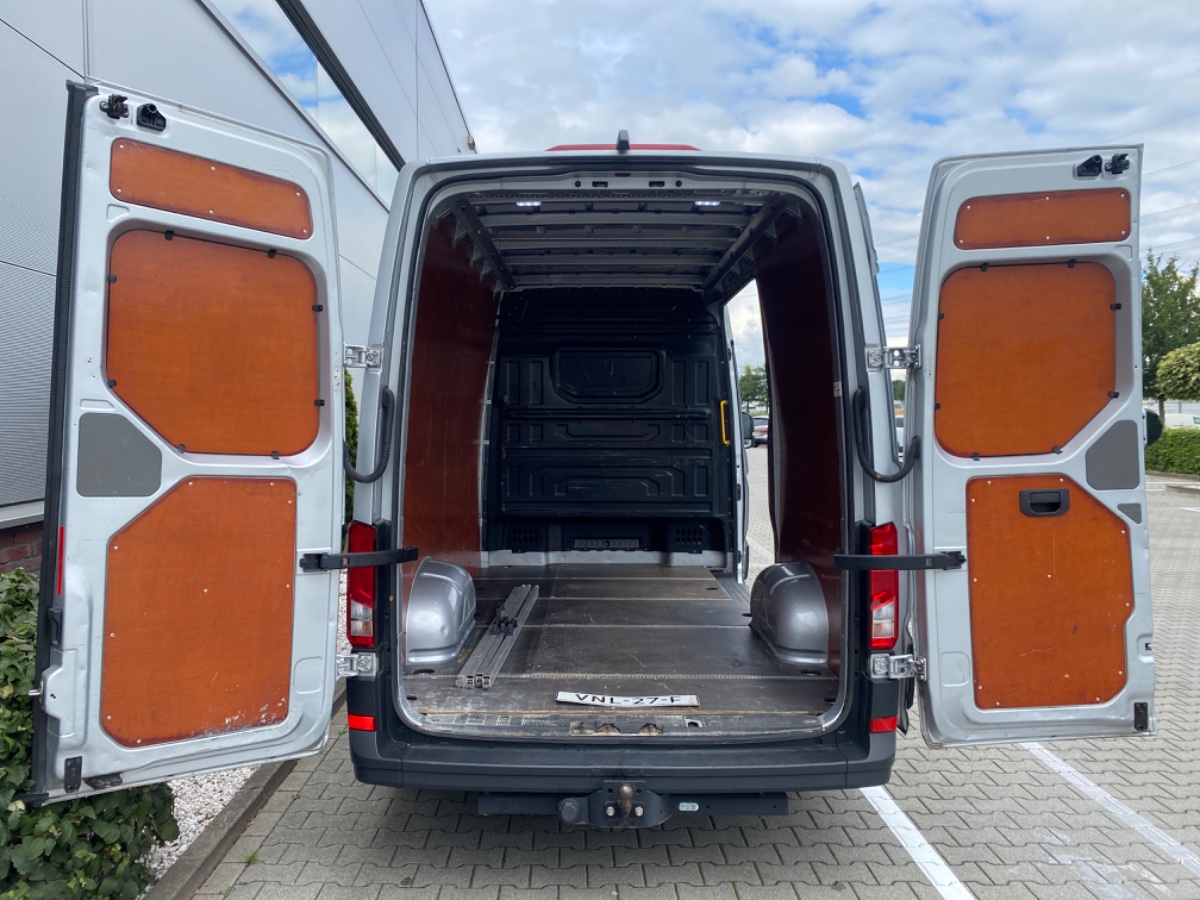 Volkswagen Crafter 35 2.0 TDI L3H3 Highline