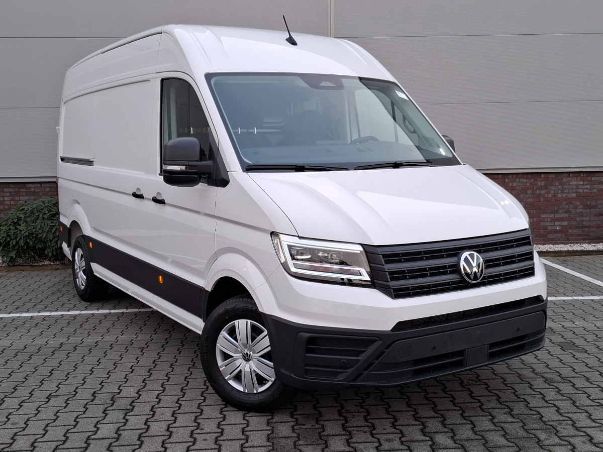 Volkswagen Crafter NW MODEL 35 L3H3 140PK AUT | LED | Comfstoel | Stoelvw. | Laadvloer | Camera | Ready2Discover