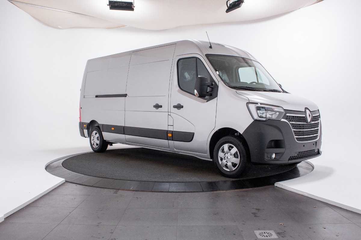 Renault Master T35 2.3 dCi 135 L3H2 Work Edition | THK 4SB Driving